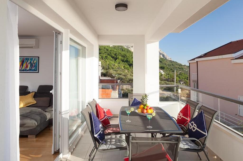 Apartman Malu Макарська Екстер'єр фото