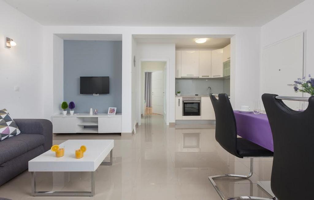 Apartman Malu Макарська Екстер'єр фото